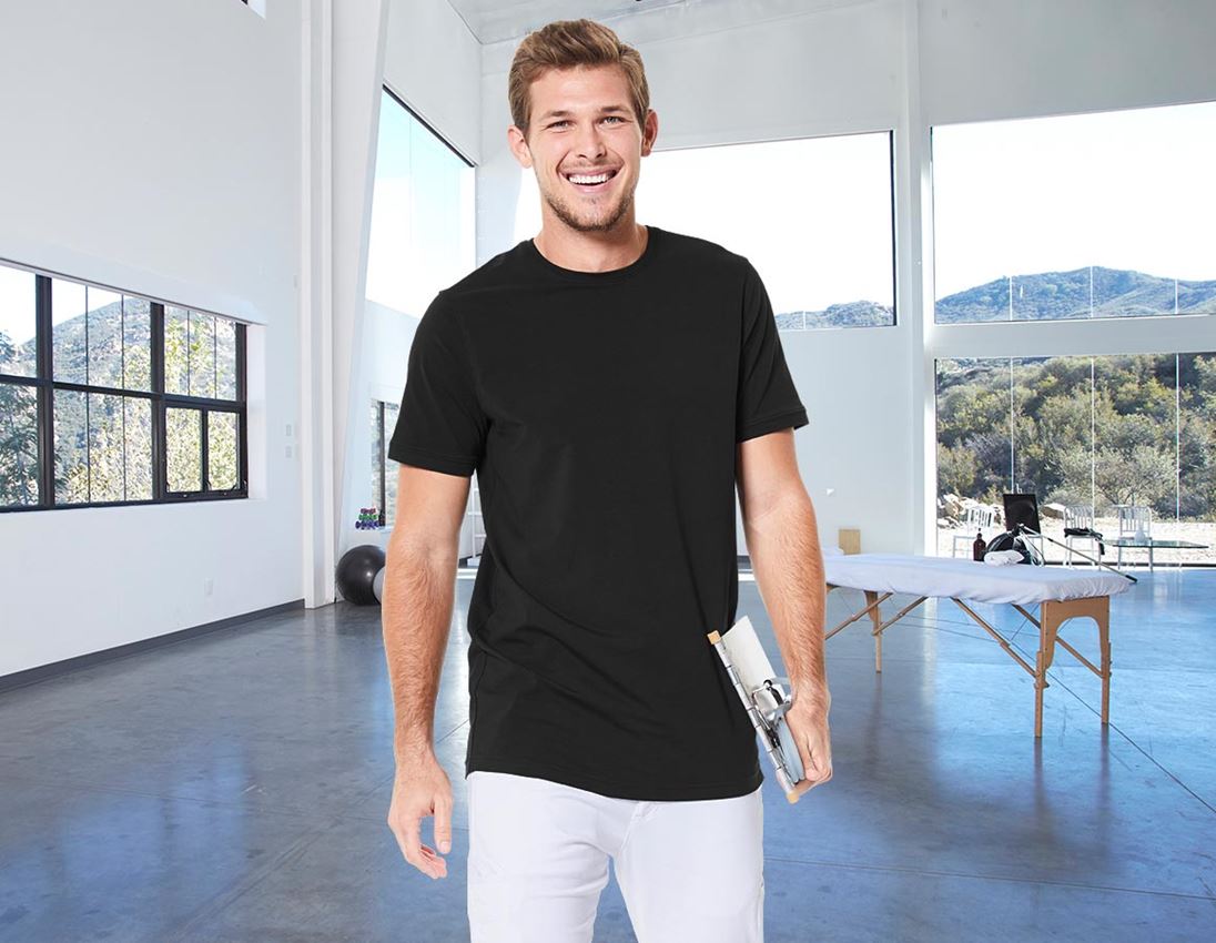 Bovenkleding: e.s. T-Shirt cotton stretch, long fit + zwart