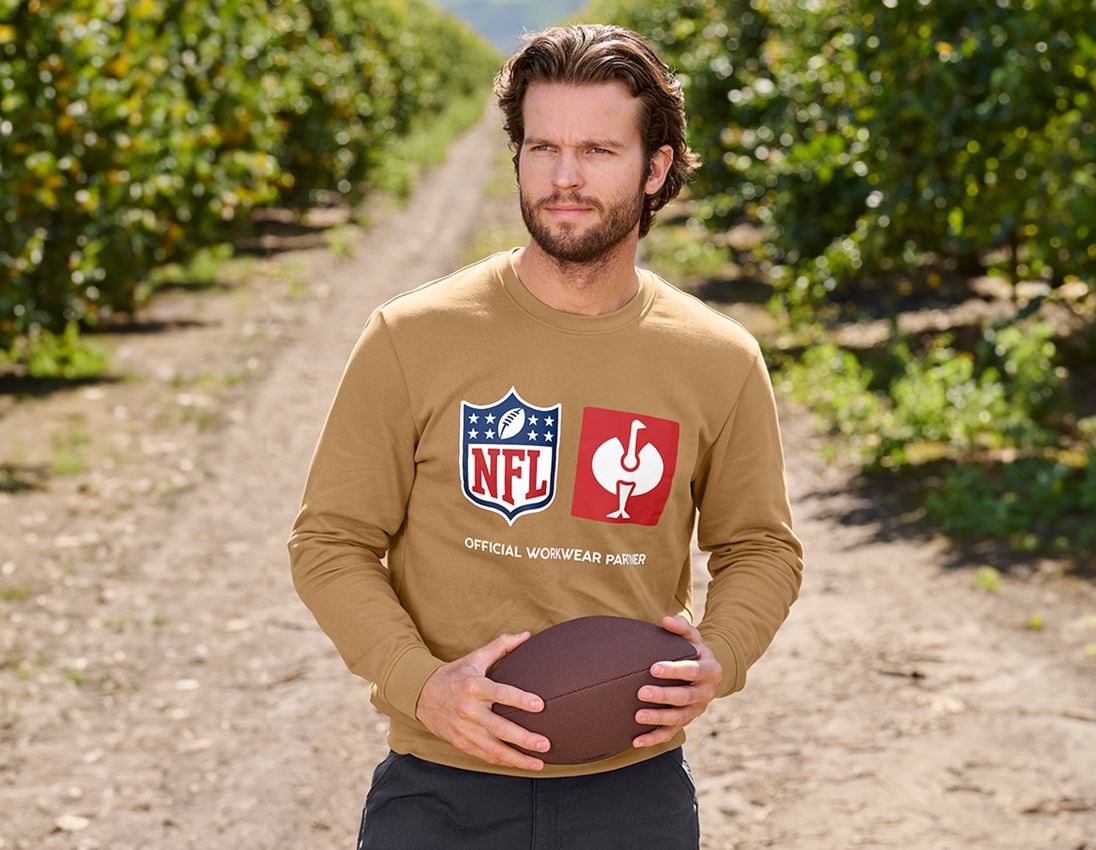 Collaborations: NFL Sweatshirt cotton + brun amande 1