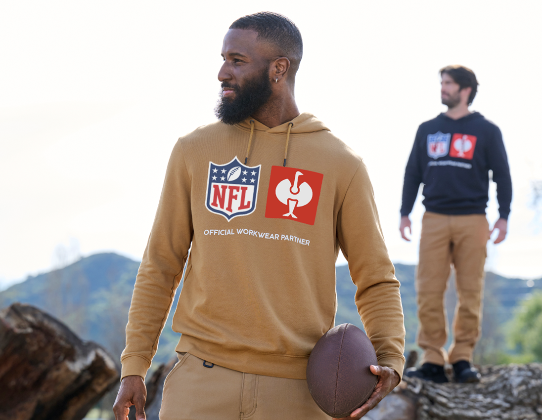 Kollaborationen: NFL Hoodie cotton + mandelbraun 3