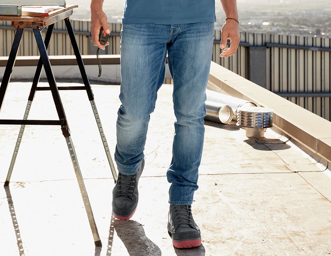 Bekleidung: SET: 2x e.s. 5-Pocket-Stretch- Jeans,slim+Badetuch + stonewashed