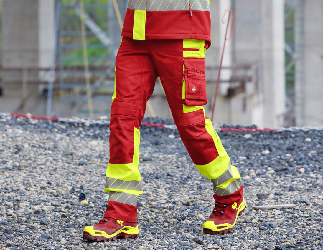 Themen: Warnschutz Bundhose e.s.motion 24/7 + rot/warngelb