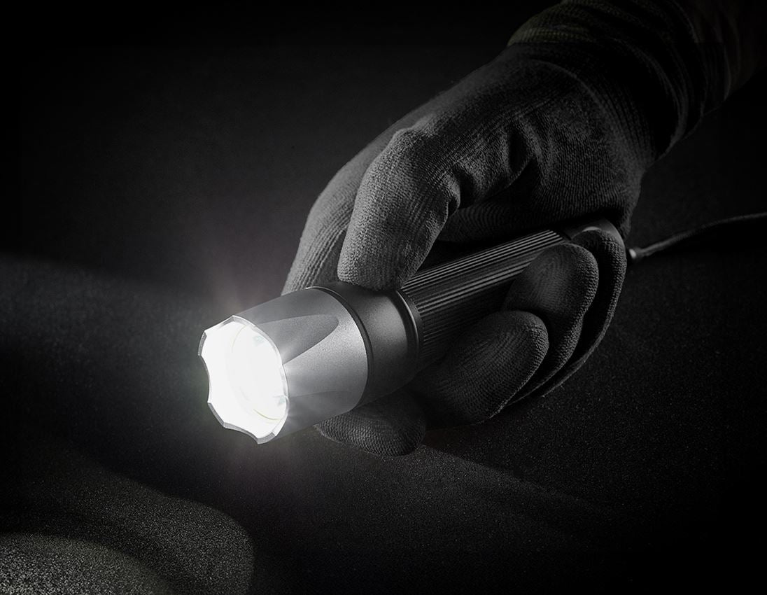 Lampen | Leuchten: e.s. LED-Akku-Stabtaschenlampe FL5 1