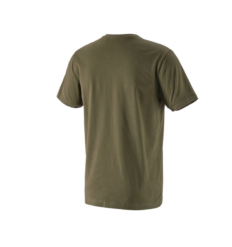 Hauts: T-Shirt e.s.concrete + vert boue 3