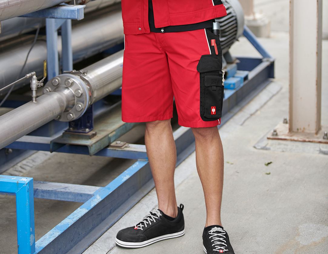 Pantalons de travail: Short e.s.active + rouge/noir